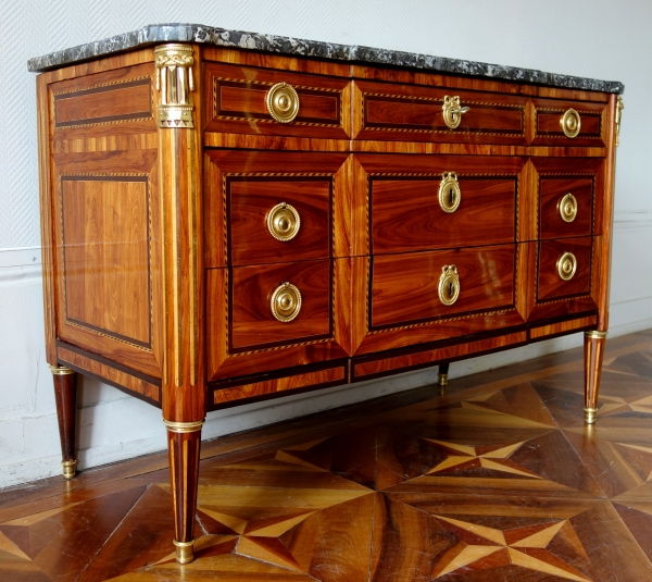 Louis XVI rosewood marquetry commode, 18th century circa 1780