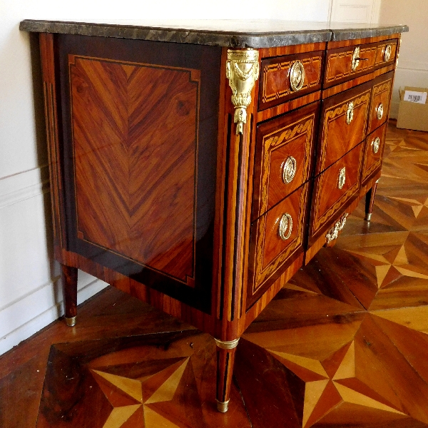 Louis XVI marquetry commode / chest of drawers stamped Reizell, 18th century