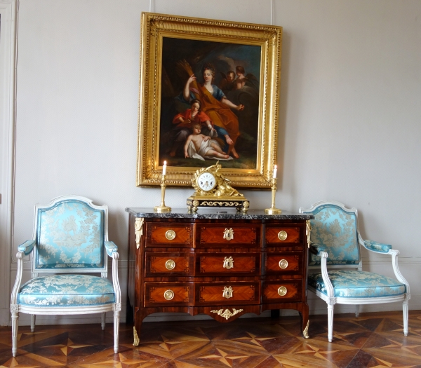 Hubert Roux : marquetry commode, Louis XV Louis XVI Transition period - stamped