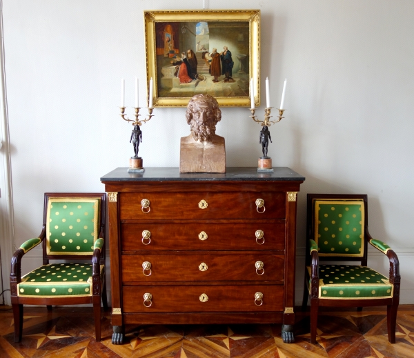 Commode pantalonière d'époque Consulat en acajou, bronzes dorés au mercure