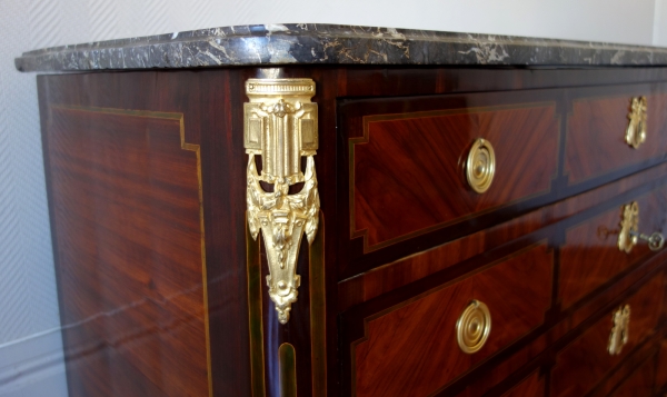 Pierre Antoine Veaux : large Louis XVI marquetry commode - stamped