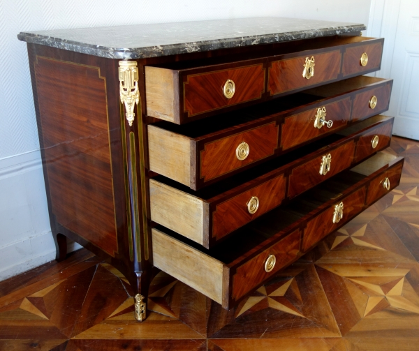 Pierre Antoine Veaux : large Louis XVI marquetry commode - stamped