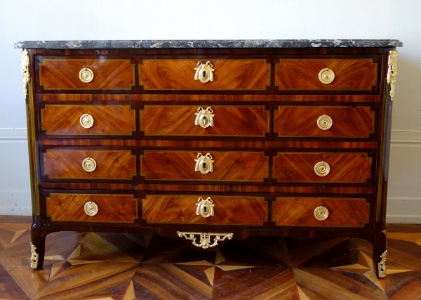 Pierre Antoine Veaux : large Louis XVI marquetry commode - stamped