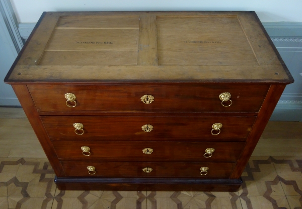 Early 19th century mahogany and ormolu commode / chest of drawers stamped Jeanselme