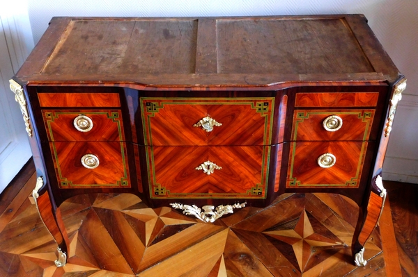 Martin Ohneberg : Transition marquetry commode circa 1775 - stamped