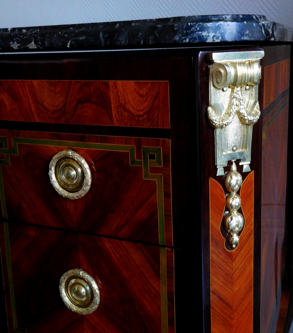 Martin Ohneberg : commode à la Grecque d'époque Transition en marqueterie - estampillée