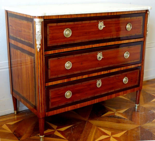 Louis XVI marquetry commode / writing desk, 18th century Parisian work