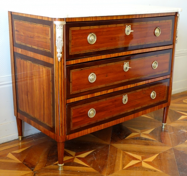 Louis XVI marquetry commode / writing desk, 18th century Parisian work