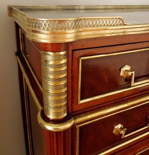 Commode secrétaire en acajou, époque Louis XVI, estampille de L. Martine