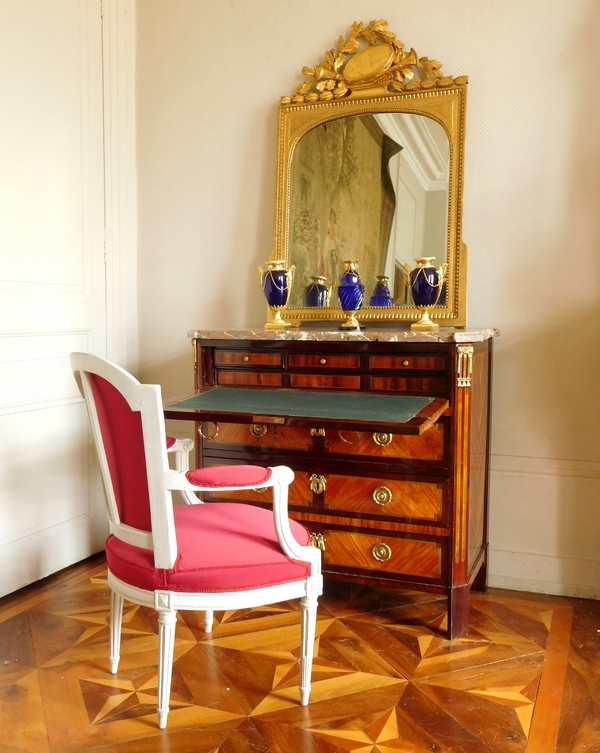 Commode secrétaire d'époque Transition Louis XVI en marqueterie, travail Parisien circa 1775-80