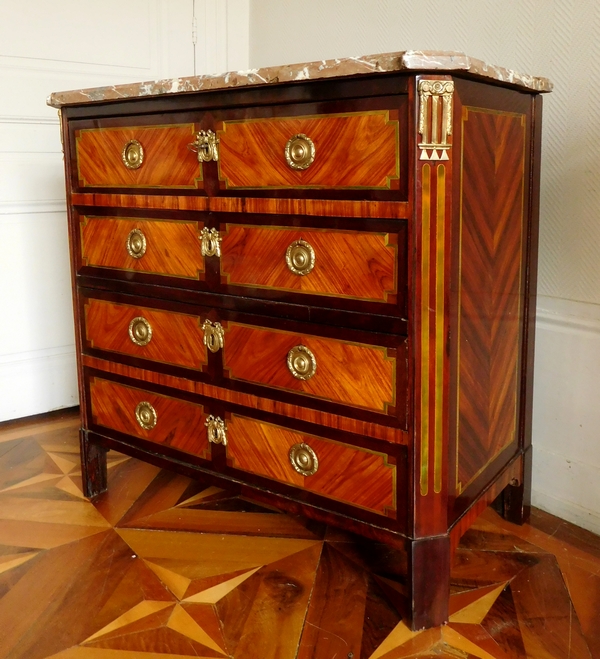 Commode secrétaire d'époque Transition Louis XVI en marqueterie, travail Parisien circa 1775-80