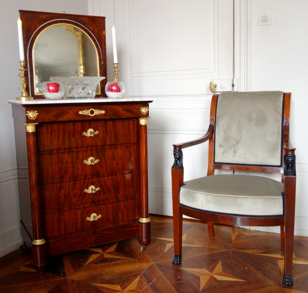 Commode de toilette Empire en acajou et bronze doré au mercure