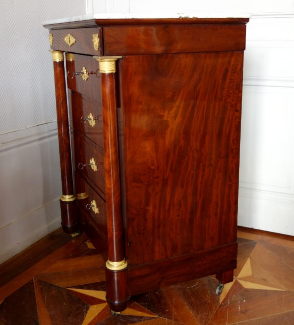 Commode de toilette Empire en acajou et bronze doré au mercure