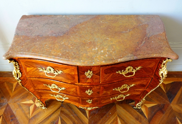 JB Hedouin : Louis XV rosewood marquetry commode, 18th century circa 1750 - stamped