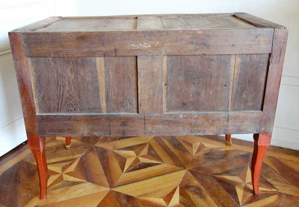 Commode sauteuse d'époque Transition en laque rouge et or vernis Martin