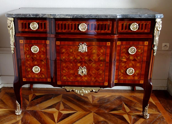 Pierre Macret : marquetry commode / chest of drawers, 18th century circa 1775 - stamped