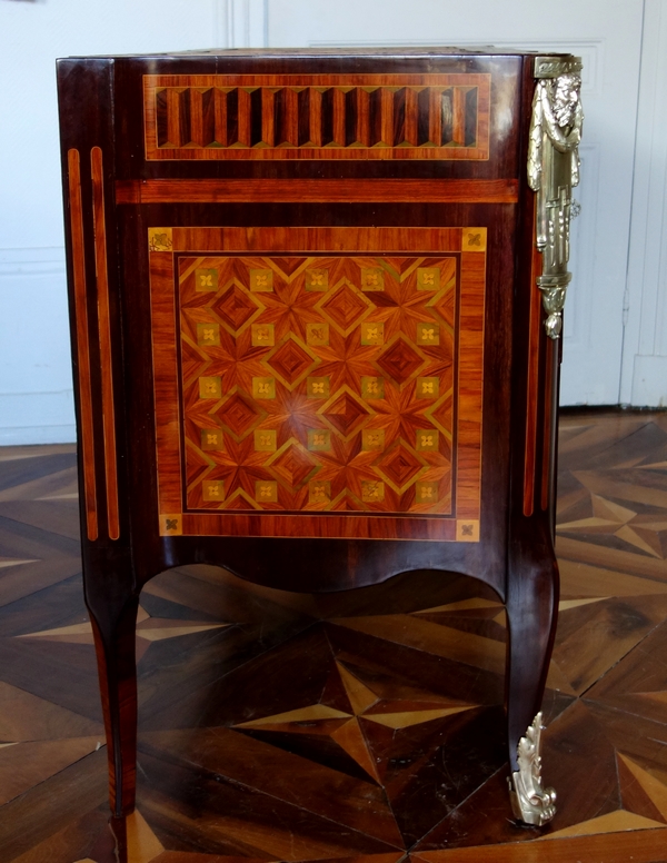 Pierre Macret : marquetry commode / chest of drawers, 18th century circa 1775 - stamped
