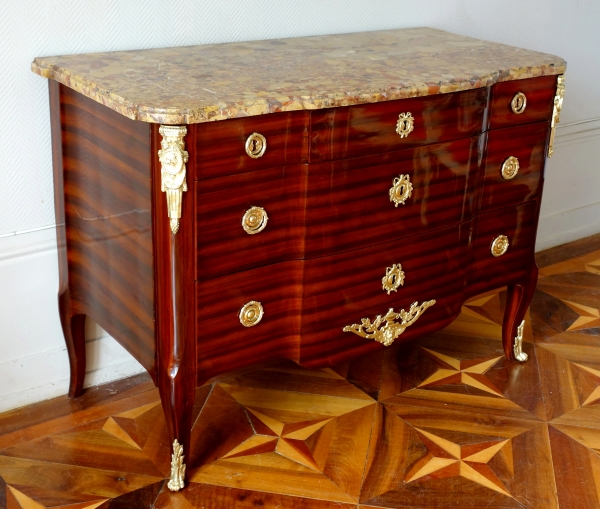 JG Schlichtig - Transition Parisian satin mahogany commode / chest of drawers, 18th century circa 1770