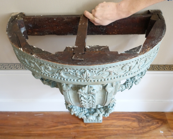 Louis XVI half-moon-shaped console in the taste of Jacob, patinated wood, 18th century