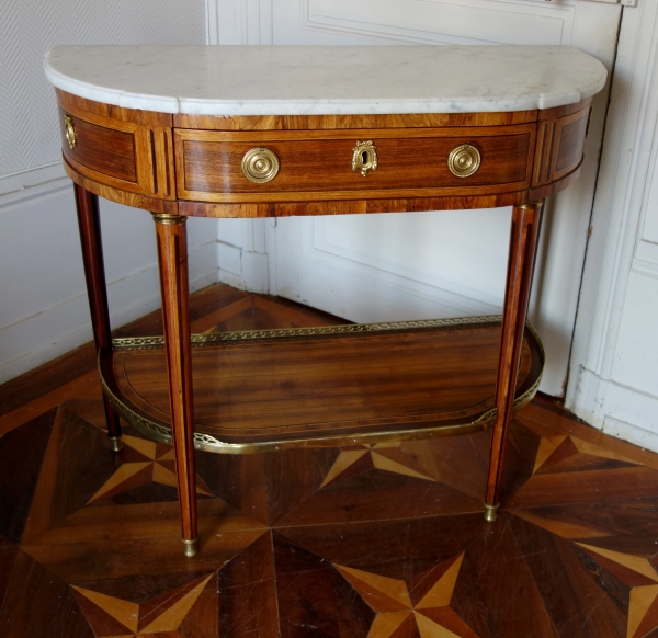 Console demi-lune d'époque Louis XVI en marqueterie, XVIIIe siècle vers 1780