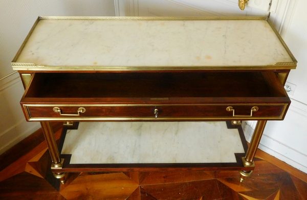 Console desserte d'époque Louis XVI Directoire en acajou, filets d'ébène et laiton, fin XVIIIe siècle