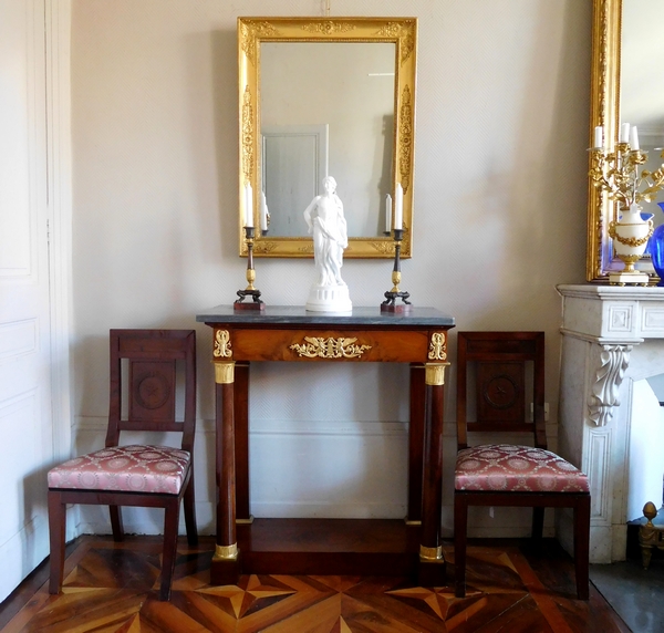 Console à colonnes d'époque Empire en acajou et bronze doré au mercure, début XIXe