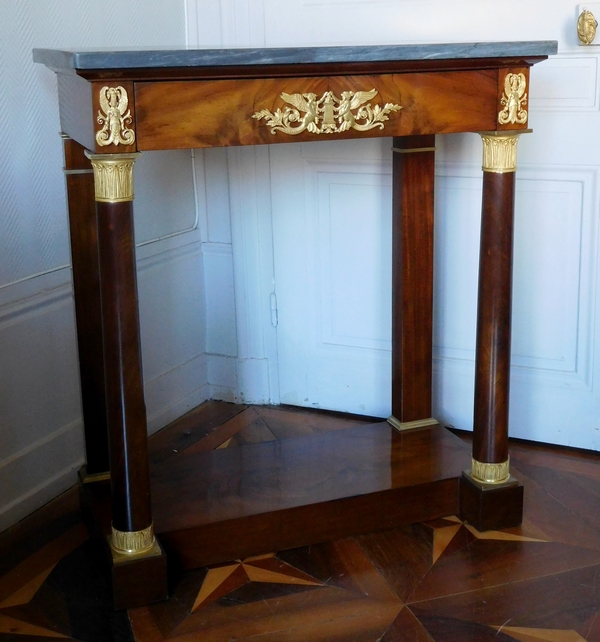 Console à colonnes d'époque Empire en acajou et bronze doré au mercure, début XIXe