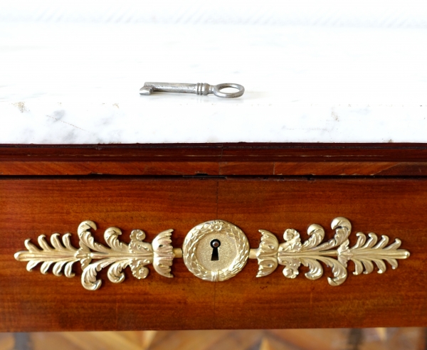 Empire mahogany console, mercury gilt bronze (ormolu), white marble - early 19th century