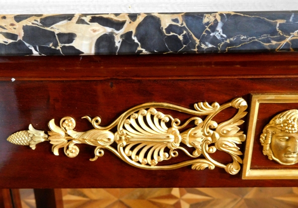 Thomire Duterme : console en acajou et bronze doré d'époque Empire