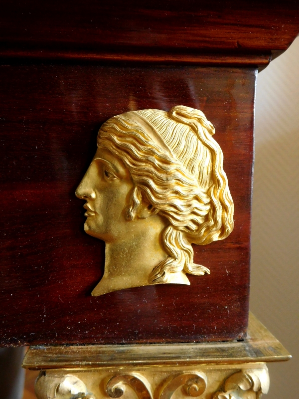 Thomire Duterme : console en acajou et bronze doré d'époque Empire