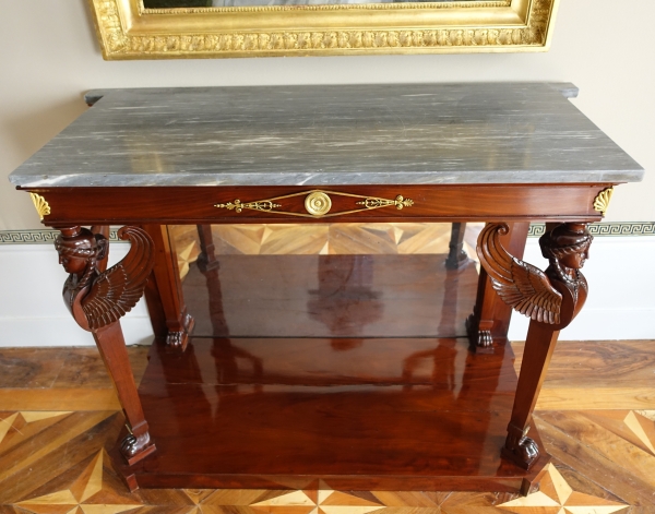 Console d'époque Consulat en acajou flammé, attribuée à Molitor - bronzes dorés au mercure