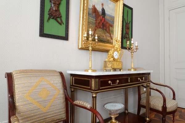 Louis XVI / Directoire mahogany serving console, late 18th century