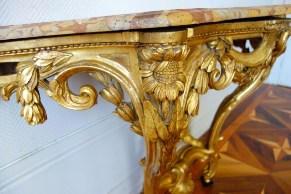 Louis XV Louis XVI Transition gilt wood console - France, 18th century circa 1770