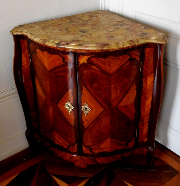 Nicolas Petit : Louis XV marquetry corner cupboard, 18th century