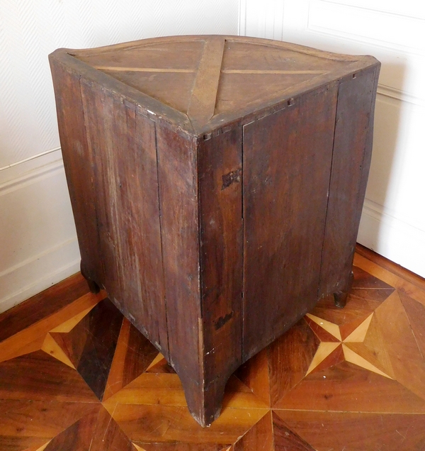 Nicolas Petit : Louis XV marquetry corner cupboard, 18th century