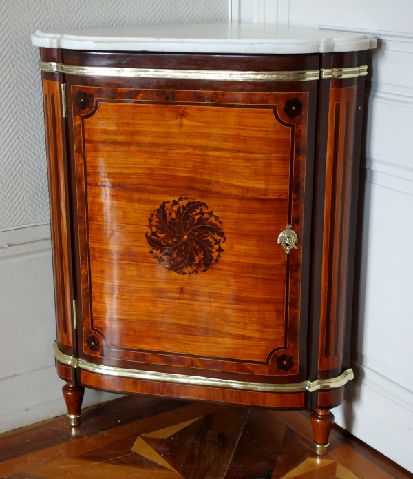 Charles Topino : Louis XVI marquetry corner cupboard, 18th century - stamped