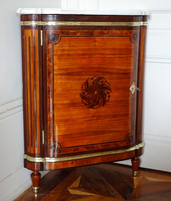 Charles Topino : Louis XVI marquetry corner cupboard, 18th century - stamped