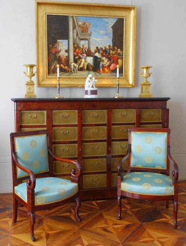 Large mahogany storage unit, early 19th century circa 1830 - 192cm