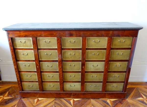 Large mahogany storage unit, early 19th century circa 1830 - 192cm