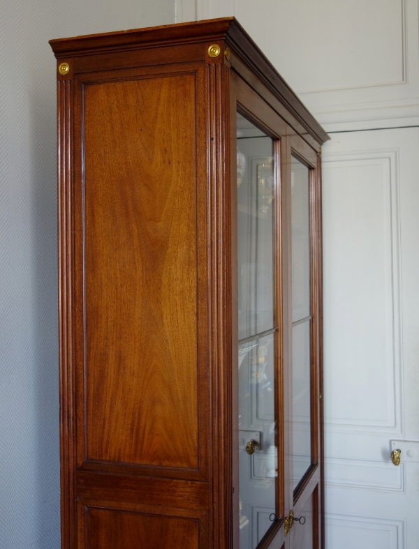 Grande bibliothèque vitrine Louis XVI en acajou et bronze doré - fin XVIIIe siècle - 227cm x 141cm