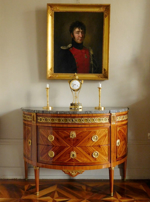 Bircklé : large half-moon-shaped Louis XVI commode , rosewood marquetry, stamped