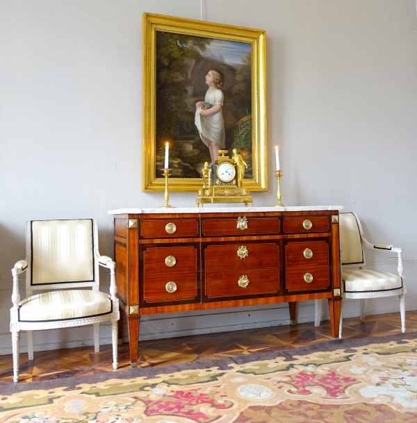 Large Louis XVI marquetry chest of drawers, late 18th century - 145,5cm