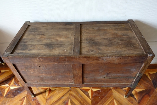 Large Louis XVI marquetry chest of drawers, late 18th century - 145,5cm