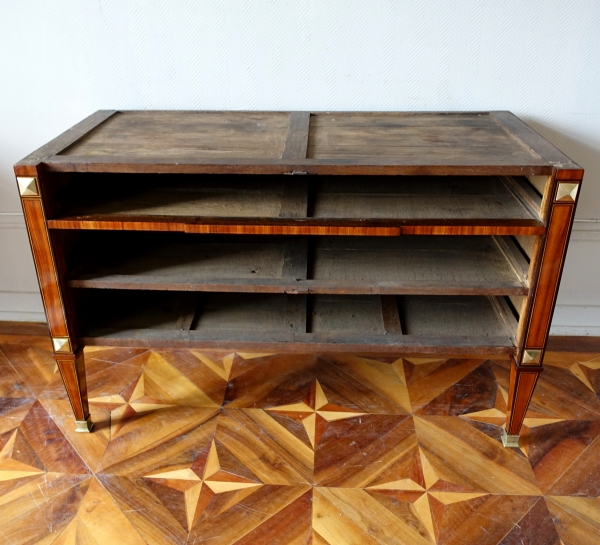 Large Louis XVI marquetry chest of drawers, late 18th century - 145,5cm