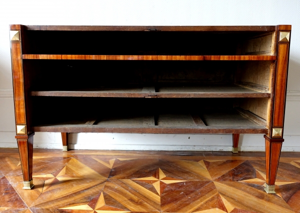 Large Louis XVI marquetry chest of drawers, late 18th century - 145,5cm