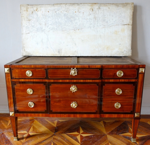 Large Louis XVI marquetry chest of drawers, late 18th century - 145,5cm