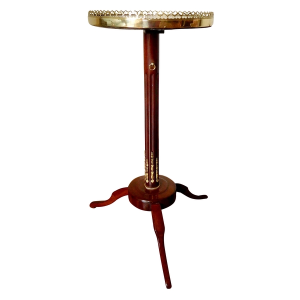 Louis XVI mahogany pedestal table