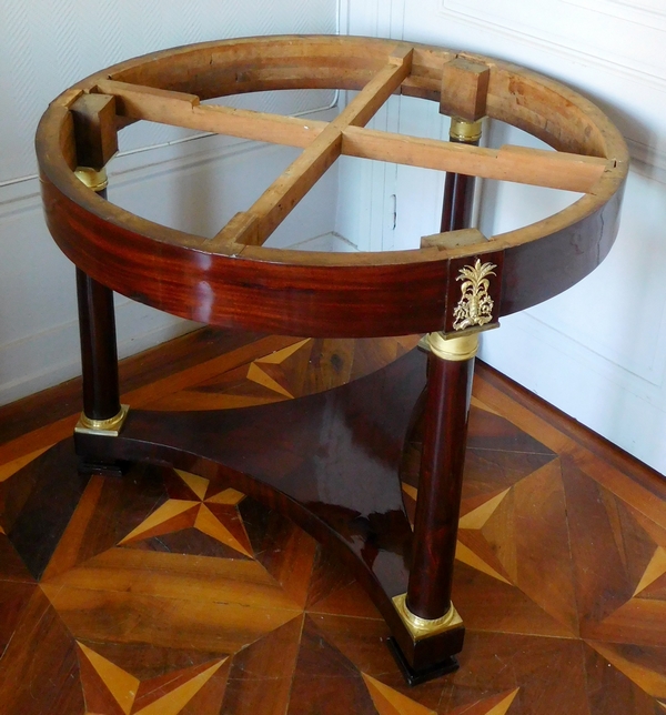 Empire mahogany pedestal table, mercury gilt bronze, early 19th century circa 1815