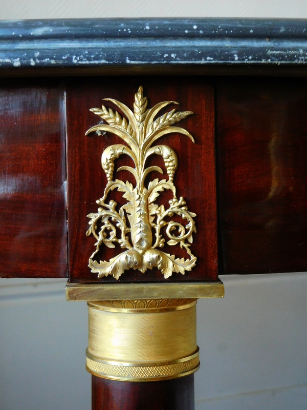 Empire mahogany pedestal table, mercury gilt bronze, early 19th century circa 1815