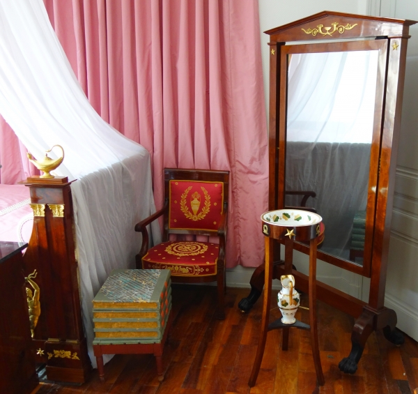 Rare Empire porcelain washbasin and mahogany tripod, early 19th century